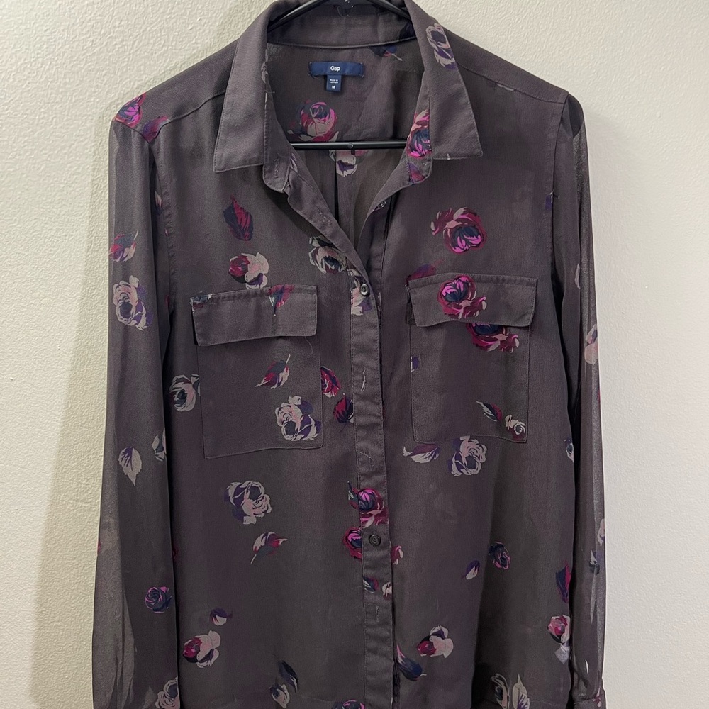 GAP, Medium, Shear Top